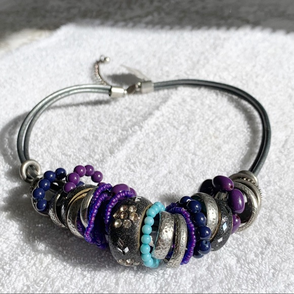 Chico’s Vida Short Necklace - Picture 2 of 4